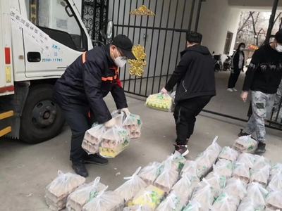爱民区 提升保供能力，全面启动牛奶鸡蛋配送服务